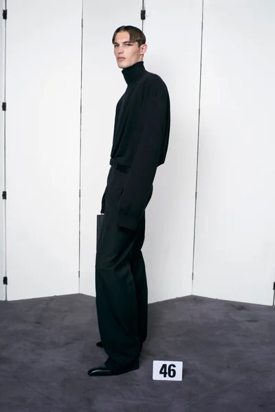 Look 46